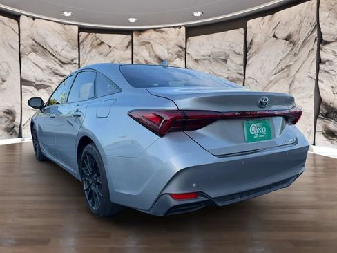 Used 2021 Toyota Avalon Limited w/ Advanced Safety Package FWD image 8