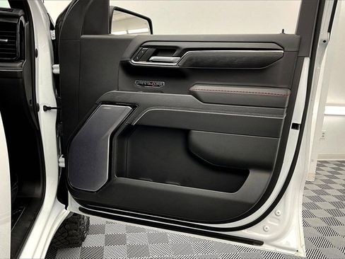 Used 2023 GMC Sierra 1500 AT4X image 25