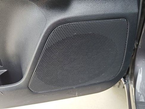 Used 2019 Toyota Tacoma SR RWD image 21
