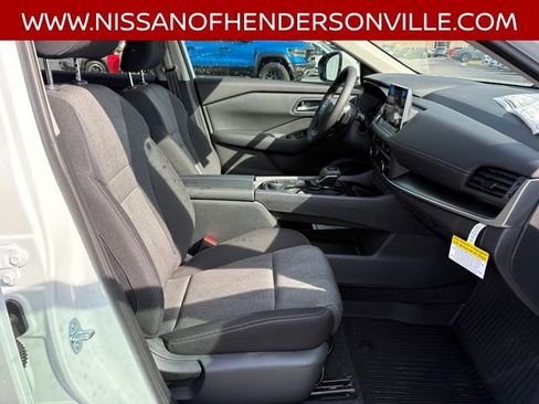 New 2026 Nissan Rogue SV w/ Cold Weather Package AWD/4WD image 20