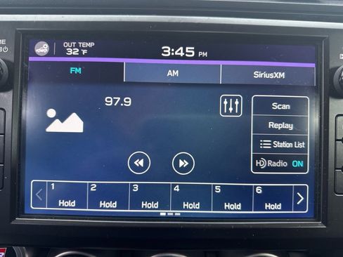 Used 2023 Toyota GR86 Premium w/ ALL Weather Mat Package (TMS) image 21