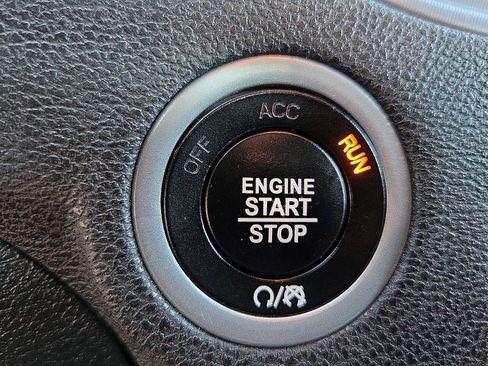 Used 2023 Dodge Charger SXT RWD image 25