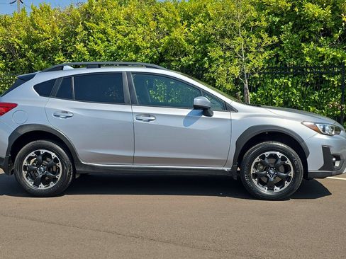 Used 2021 Subaru Crosstrek 2.0i Premium w/ Popular Package #2 AWD/4WD image 3