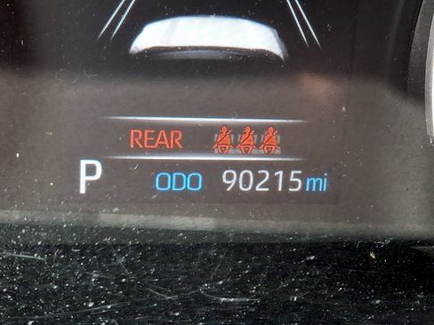 Used 2021 Toyota RAV4 XLE AWD/4WD image 23
