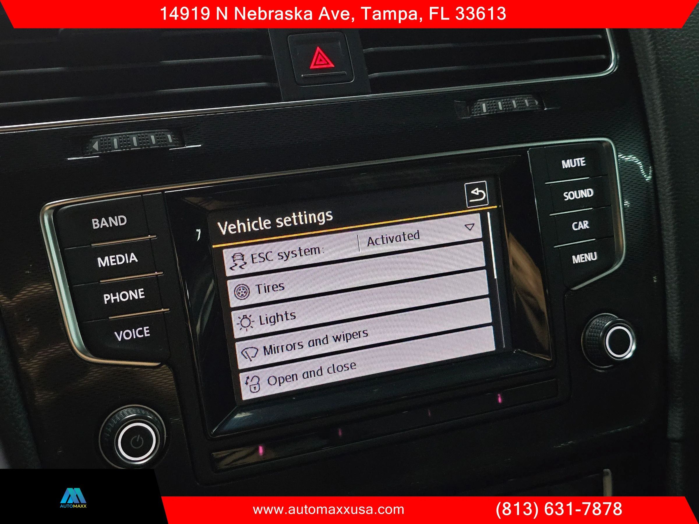 Used 2015 Volkswagen GTI S FWD image 22