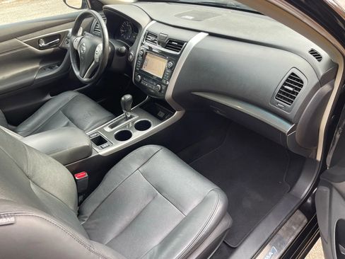 Used 2013 Nissan Altima 2.5 SL w/ Technology Pkg image 14