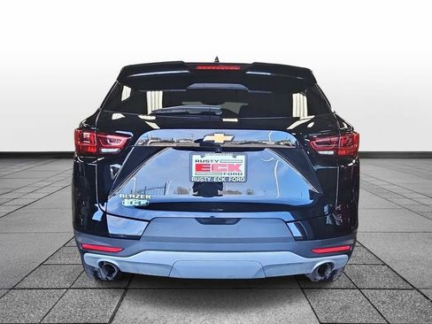 Used 2025 Chevrolet Blazer LT FWD image 8