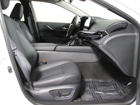 Used 2023 Toyota Mirai w/ Advanced Technology Package RWD image 10