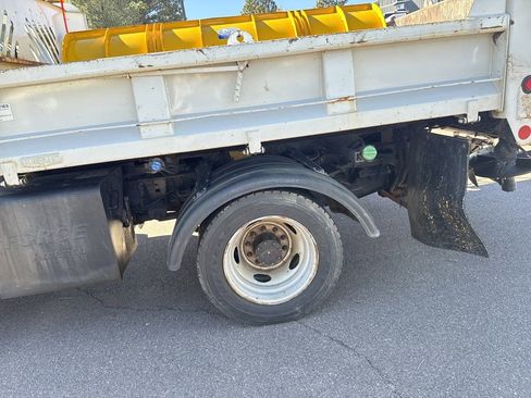 Used 2013 Ford F450 XL w/ PWR Equipment Group image 22