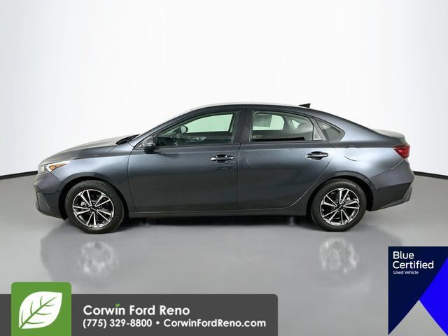 Used 2024 Kia Forte LXS w/ LXS Technology Package FWD image 4