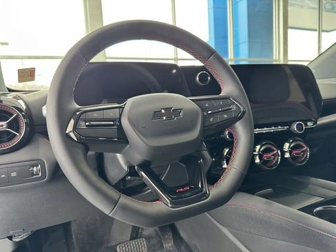 New 2025 Chevrolet Blazer EV RS image 40