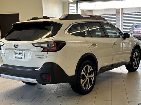 Used 2020 Subaru Outback Touring XT image 4