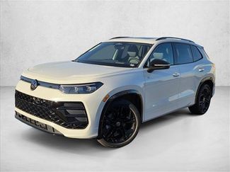 New 2026 Volkswagen Tiguan SE R-Line FWD video 1