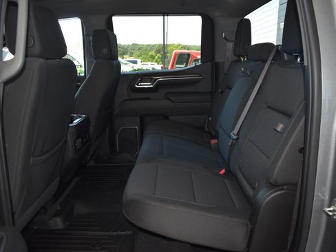 Used 2023 Chevrolet Silverado 1500 RST w/ Z71 Off-Road Package AWD/4WD image 15
