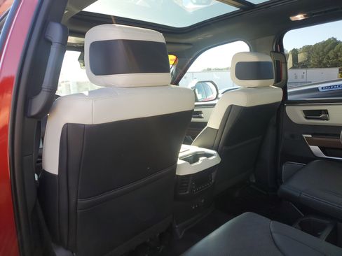 Used 2023 Toyota Sequoia Capstone image 12