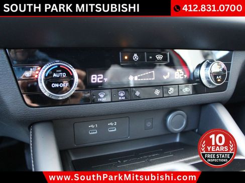 New 2026 Mitsubishi Outlander AWD image 23