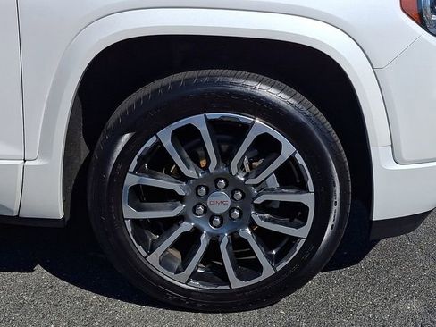 Certified 2020 GMC Acadia Denali FWD image 8