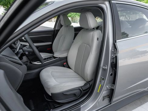 Used 2023 Hyundai Sonata SE FWD image 39