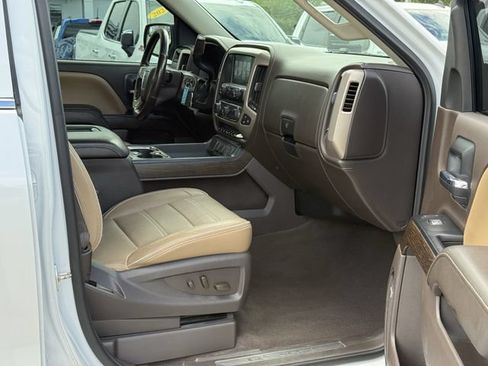 Used 2018 GMC Sierra 1500 Denali RWD image 16