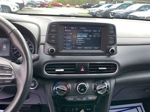 Used 2021 Hyundai Kona SEL Plus AWD/4WD image 13