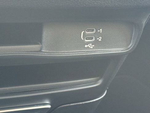 New 2026 Chrysler Pacifica Select image 23