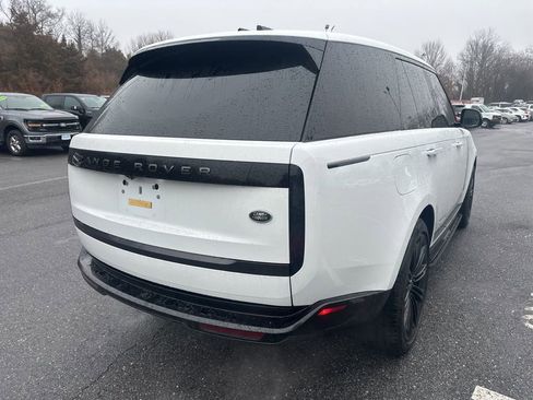 Used 2023 Land Rover Range Rover SE image 5