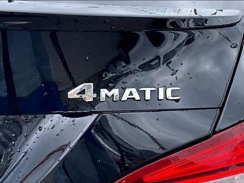 Used 2018 Mercedes-Benz CLA 250 4MATIC image 4