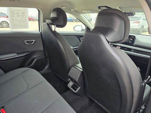 Used 2025 Kia K4 FWD image 20