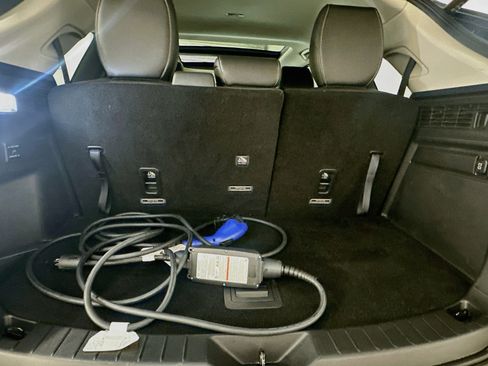 Used 2024 MAZDA CX-90 Plug-In Hybrid w/ Premium Pkg AWD/4WD image 32