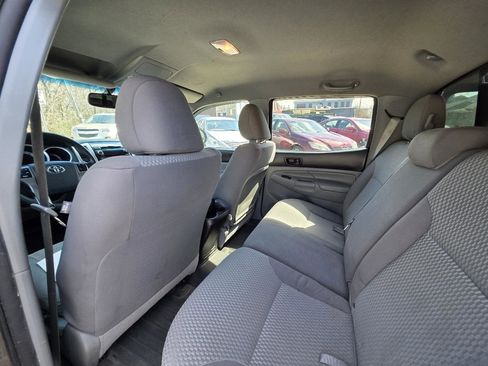 Used 2012 Toyota Tacoma 4x4 Double Cab w/ SR5 Pkg image 21