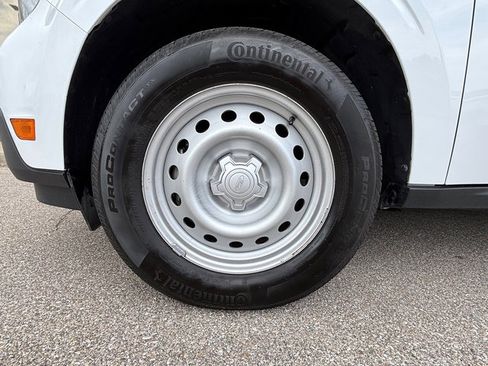 Used 2022 Ford Maverick XL image 33