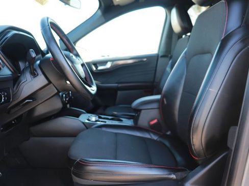 Used 2024 Ford Escape ST-Line FWD image 10