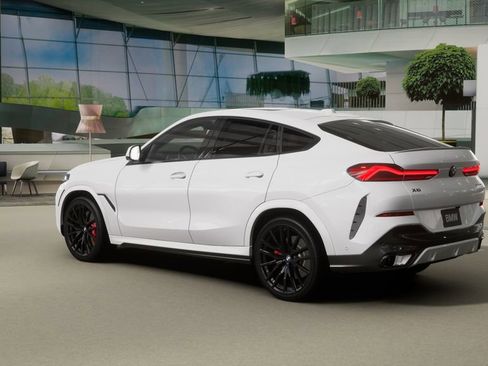New 2026 BMW X6 xDrive40i w/ Executive Package image 29