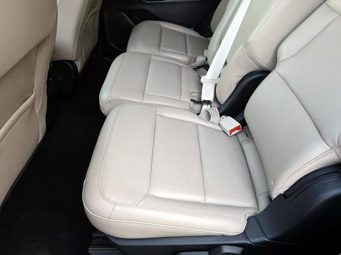 Used 2021 Ford Explorer XLT w/ Equipment Group 202A image 28