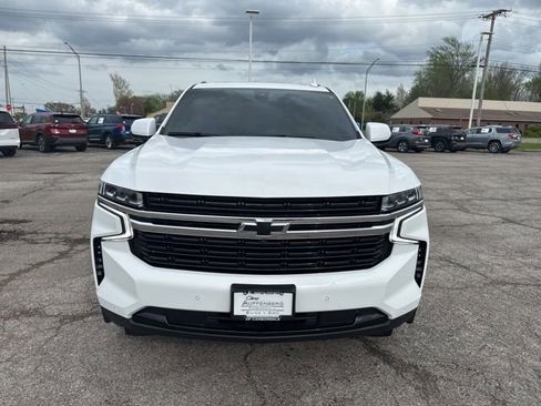 Used 2022 Chevrolet Tahoe RST w/ Luxury Package image 2