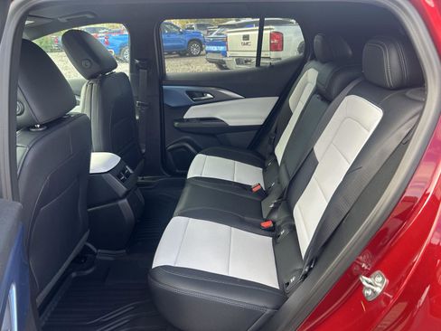 New 2026 Chevrolet Equinox EV LT FWD image 13