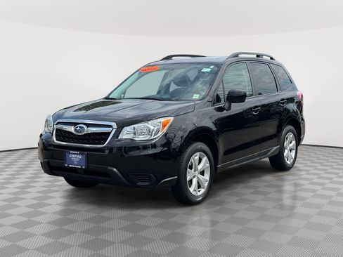 Used 2016 Subaru Forester 2.5i Premium w/ All-Weather Package AWD/4WD image 4