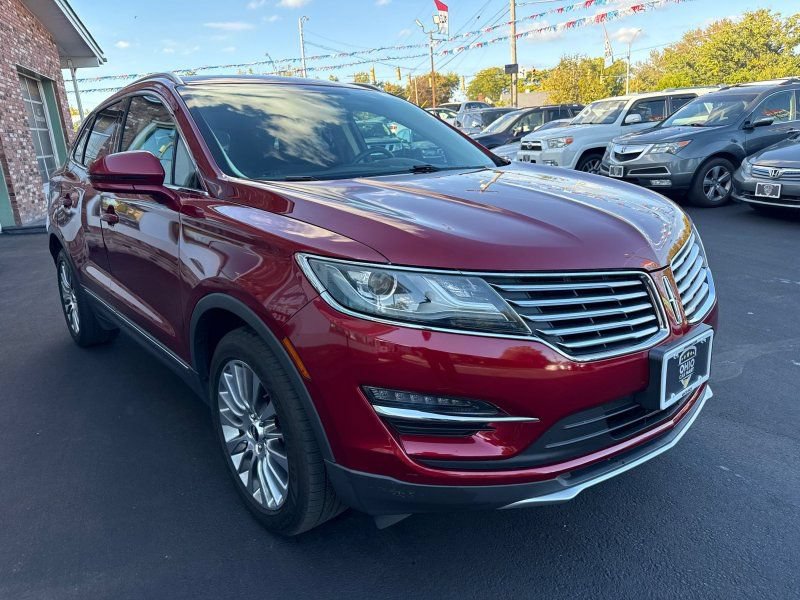 Used 2016 Lincoln MKC Reserve AWD/4WD image 3