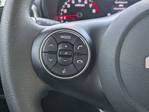 Used 2022 Kia Soul LX w/ Technology Package image 22