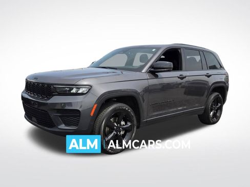Used 2024 Jeep Grand Cherokee Altitude AWD/4WD image 1
