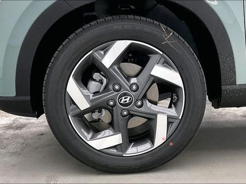 New 2026 Hyundai Venue SEL FWD image 15