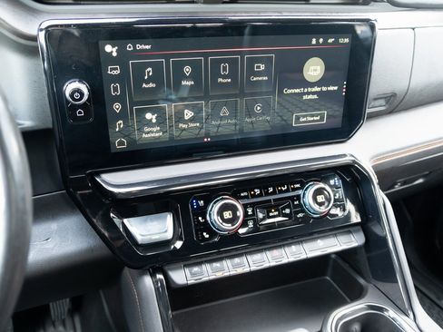 Used 2023 GMC Sierra 1500 AT4 w/ Technology Package image 3