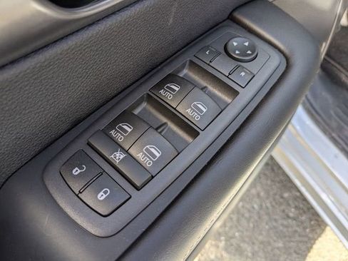 New 2026 Chrysler Voyager LX image 22