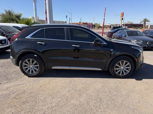 Used 2020 Cadillac XT4 Premium Luxury w/ Driver Awareness Package image 4