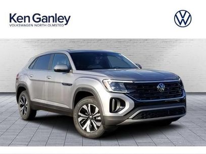 New 2026 Volkswagen Atlas Cross Sport SE