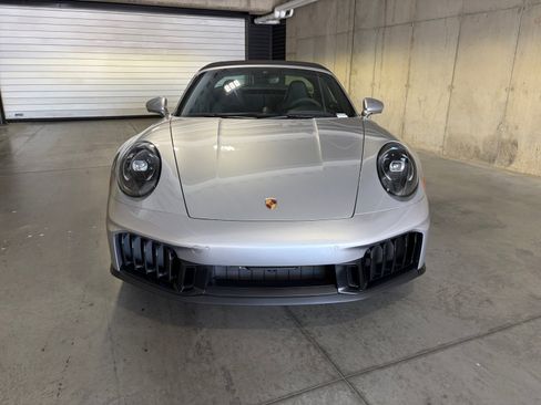 Certified 2026 Porsche 911 Targa 4 GTS AWD/4WD image 11