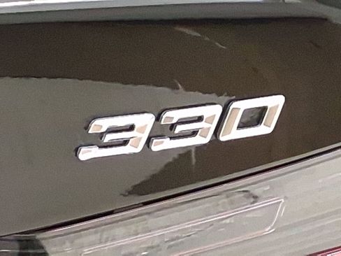 Certified 2023 BMW 330i Sedan w/ Convenience Package image 21