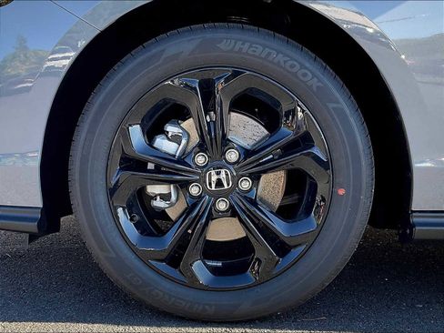 New 2025 Honda Accord SE image 8