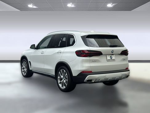 New 2026 BMW X5 sDrive40i w/ Premium Package RWD image 3