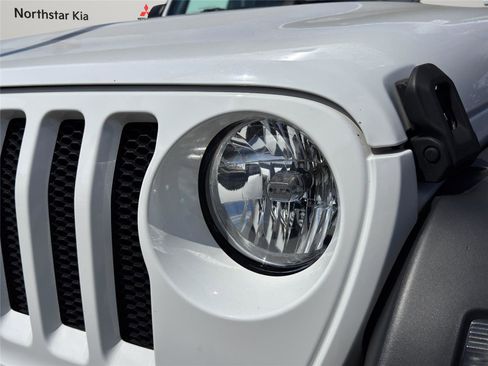 Used 2021 Jeep Wrangler Unlimited Sport S image 25